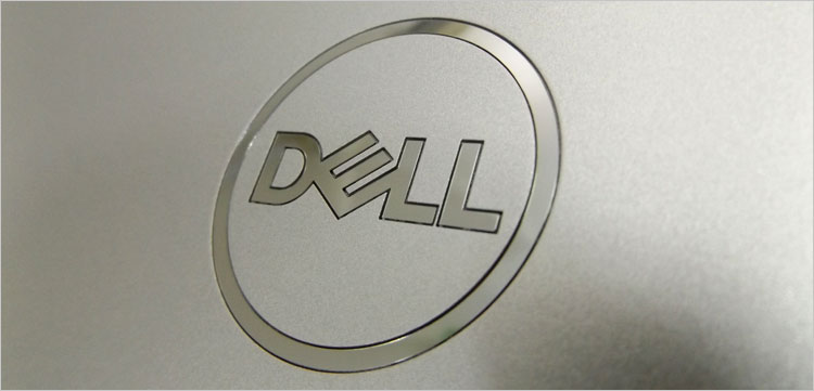DELLロゴを配置Inspiron5582-2in1