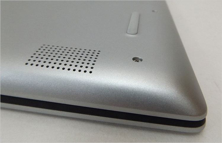 スピーカーを配置