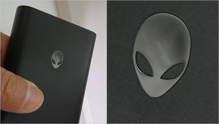 光沢処理でAlienwareヘッド