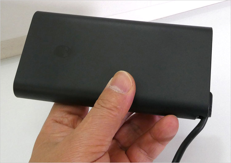 Alienware x15（R1）に付属