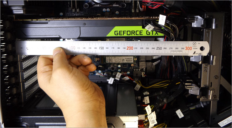 ALIENWARE AREA-51（R4）のグラフィックカード