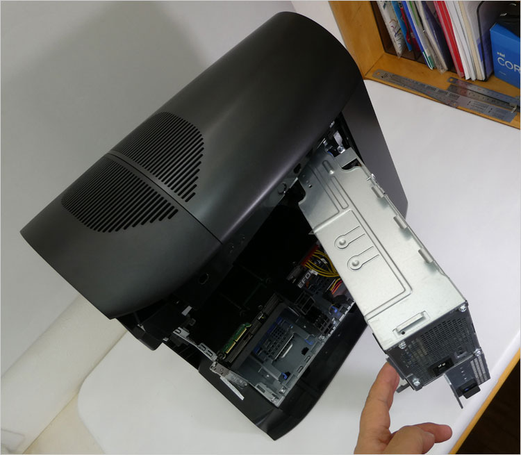 スイングアームを左回り