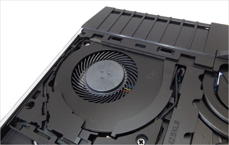 ALIENWARE 15（R4）の吸気ファン