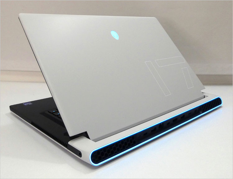 DELLサイトでは「シルキースムーズ加工」