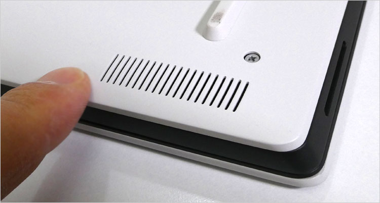 ウーファを内蔵