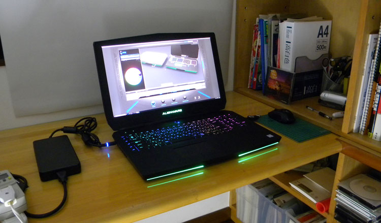 ALIENWARE 17のイルミネーション