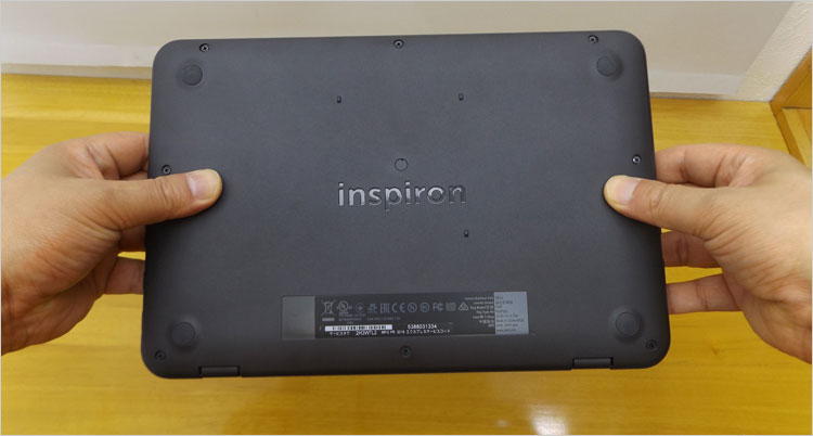 コスパ重視！AMD仕様のDELL Inspiron 11 3180レビュー パソ兄さん