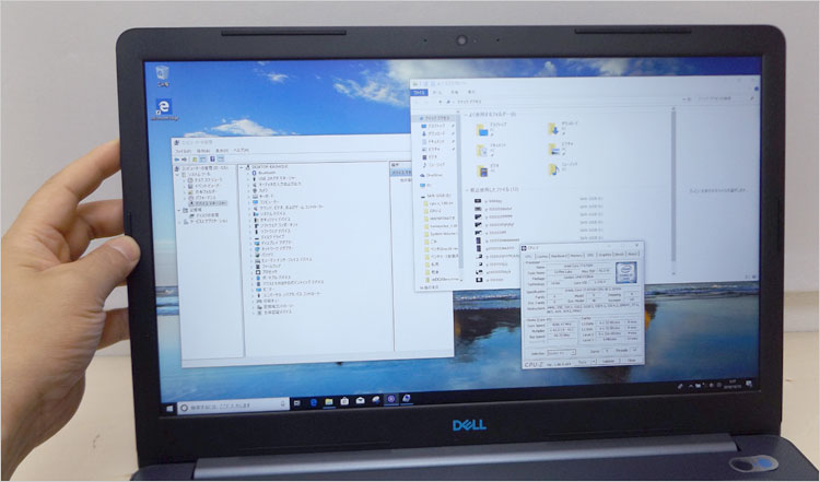 ルHD（1920 × 1080）搭載