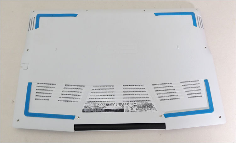 底面カバーはポリカーボネート