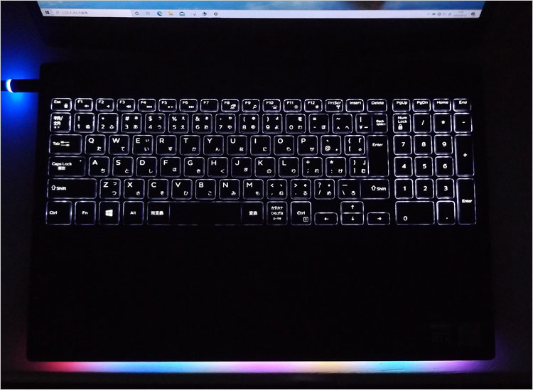 寝室などとっさの使用でも室内照明を点けずに操作