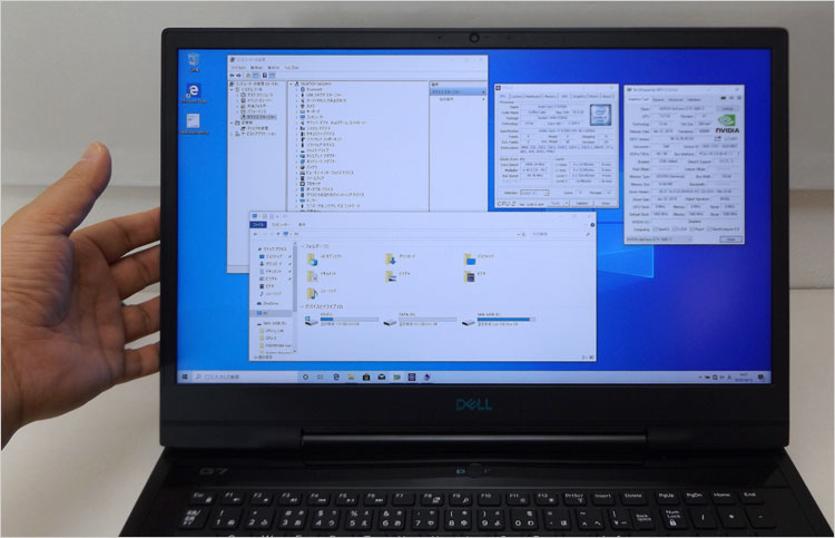 17.3インチ FHD (1920 x 1080) IPS 300-nits ディスプレイ