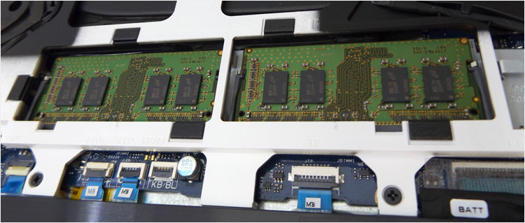 New Dell G7 15のメモリスロット