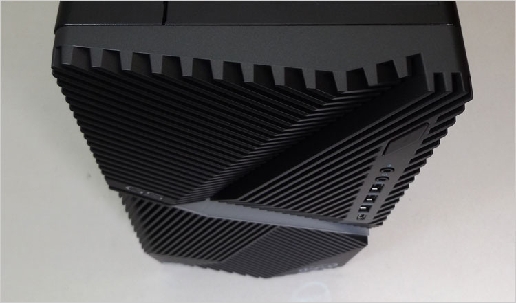 フロントパネル