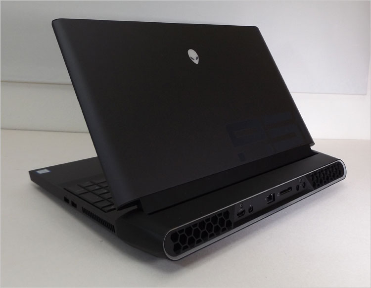 スリー ナックル ヒンジ