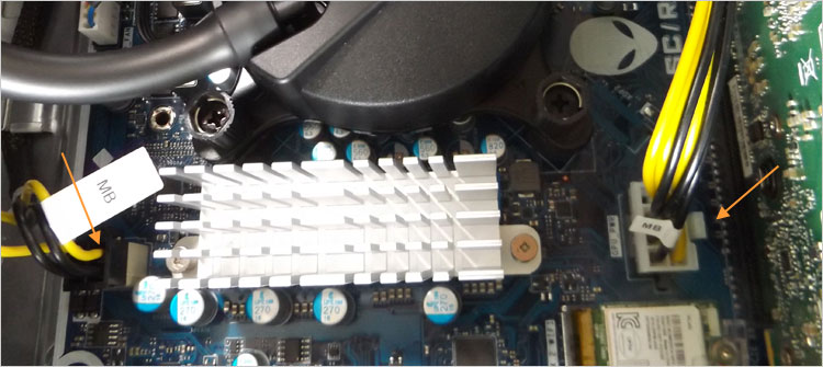 CPU電源供給が2基ある電源ユニット