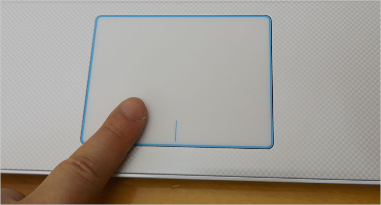 透明感のある乳白色