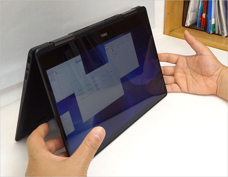 Inspiron 7386テントモード