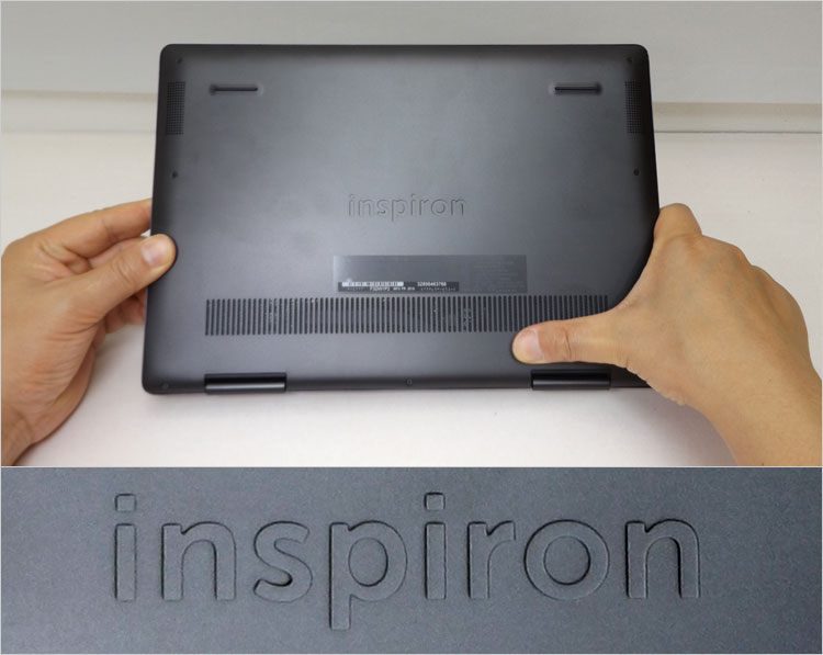 中央にはInspironロゴがエンボス加工