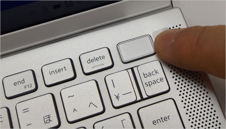 指紋認識リーダー統合型の電源ボタン