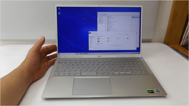 開いたときの正面