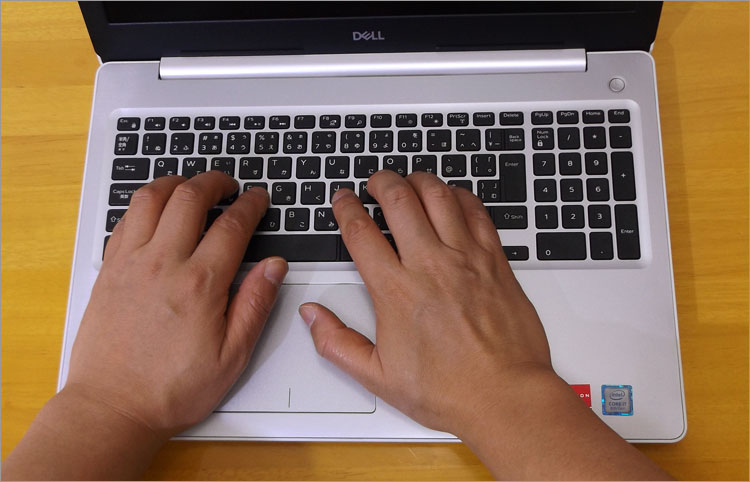 Inspiron 15（5570）