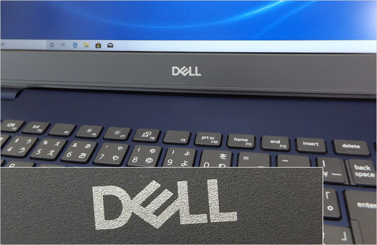 間近でみると安っぽいな