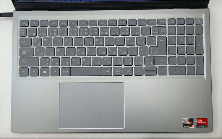 操作していてプレミアム感を堪能