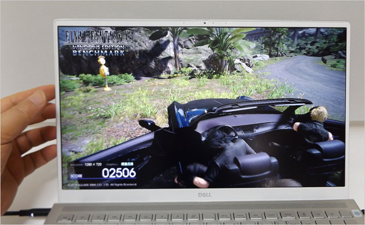 ディスプレイベゼルの幅はたった5mm