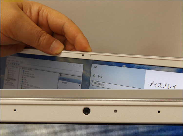 Webカメラと2つのデュアルマイク