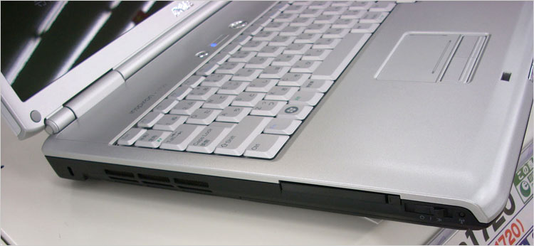 Express Card スロット