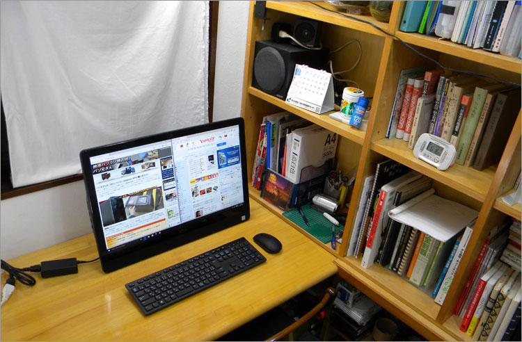 Inspiron 24 3000シリーズ