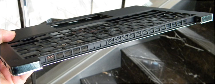 XPS 13（9350）本体の外装が完成