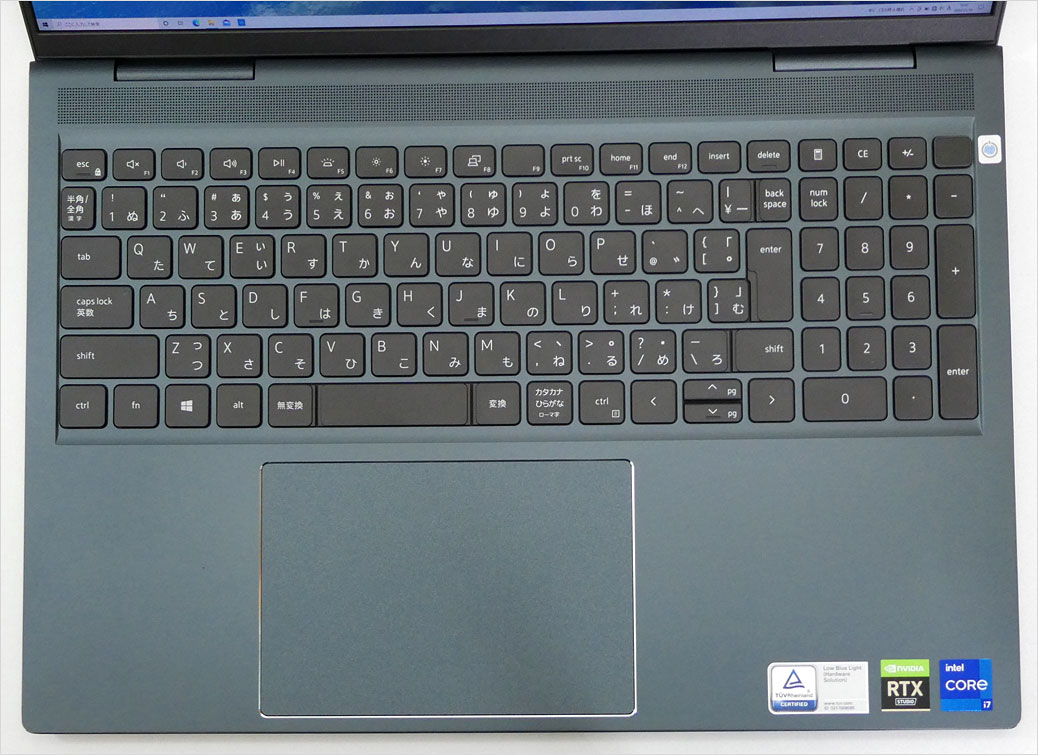 Inspiron 16 Plus（7610）での搭載例