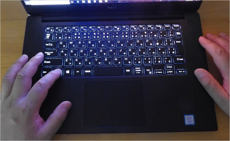 XPS 15 （9570）のバックライト機能