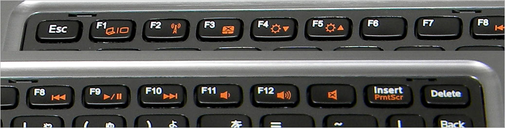 Inspiron 13z（5323）。同型のキーボード