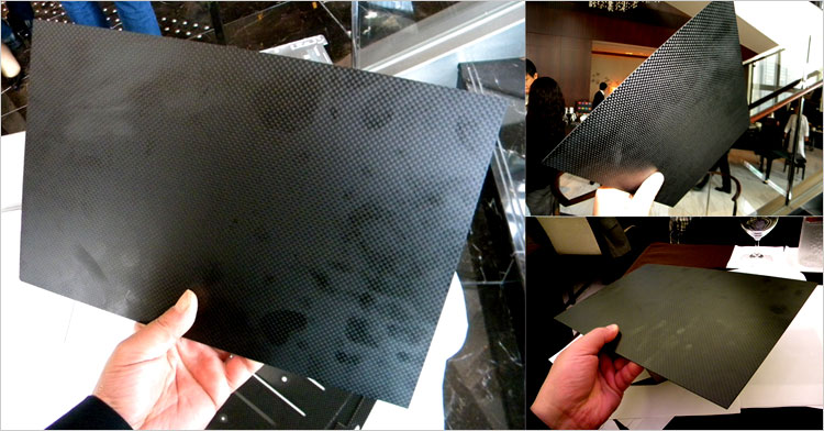 カーボンファイバーの一枚板