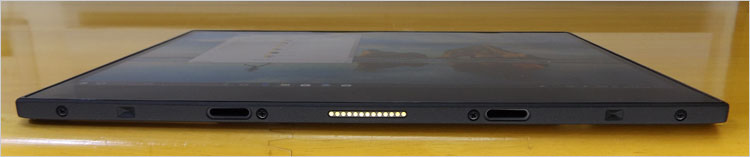 ドッキング端子