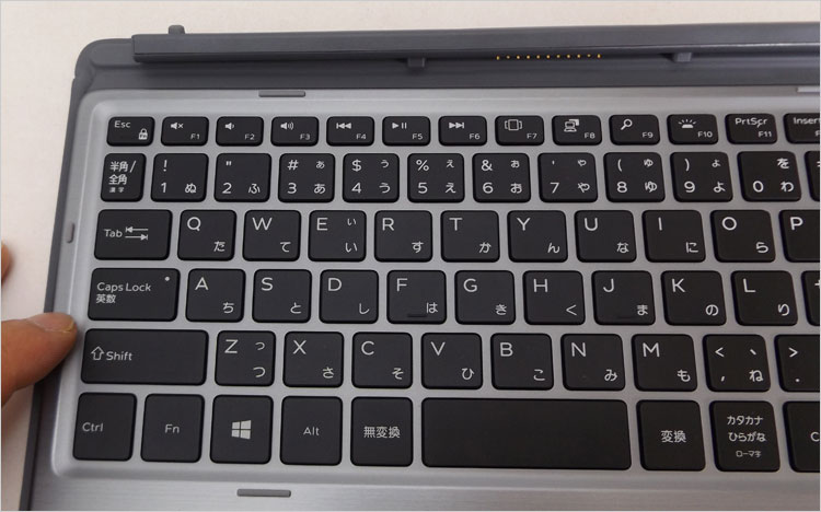 Latitude 7200 2-in-1のデスクトップ用基本周辺機器