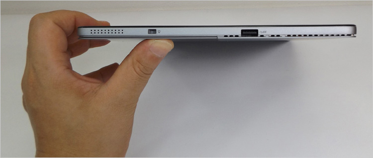 手元にあるLatitude 7210 2-in-1に限った情報