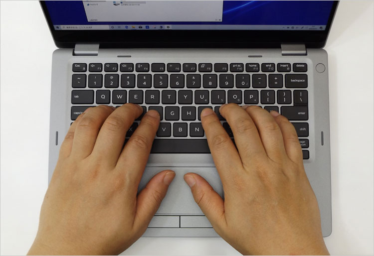 ホームポジション