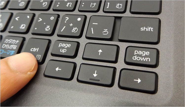 横幅のキーピッチはフルサイズ