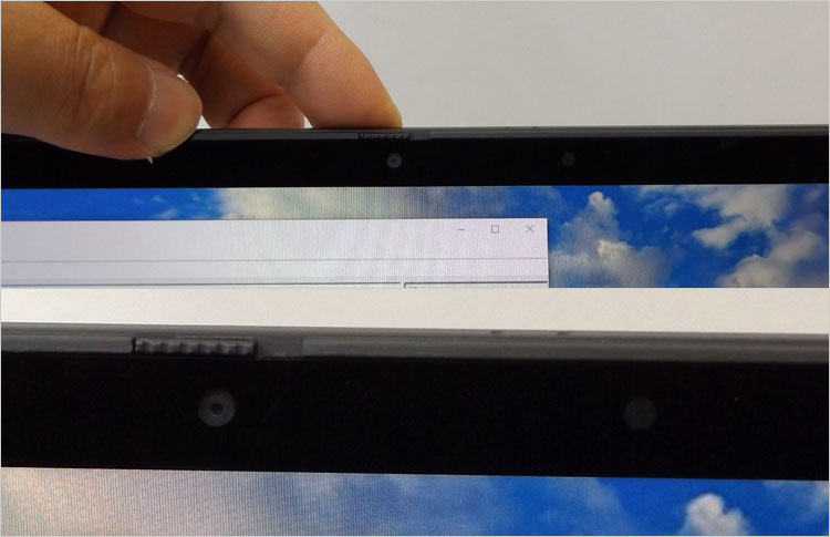Webカメラとマイクを内蔵