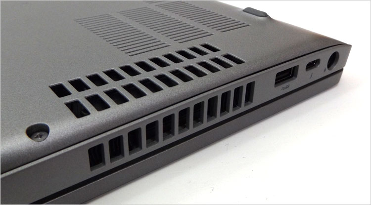 底面側にも及んでいる