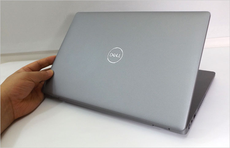 Latitude 5411の筐体デザイン