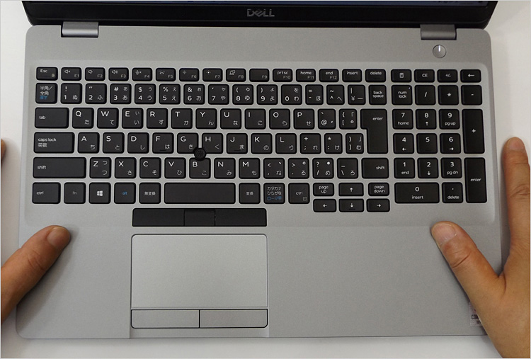 デュアルポインティング。テンキー付きのキーボード