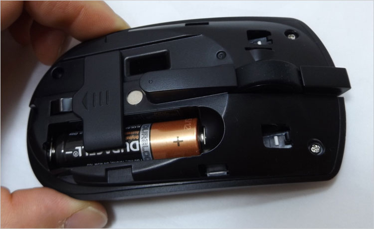 単三電池を1本セット