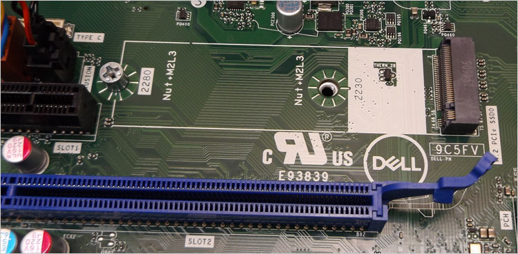 PCI Express接続のM.2スロットが1基