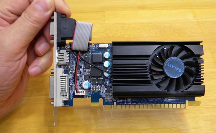 GPU NVIDIA GeForce GT 730 グラボ
