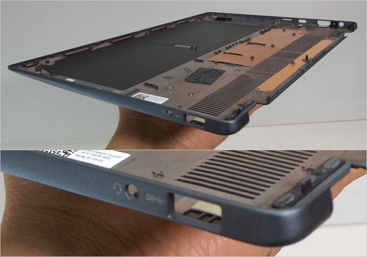 内部アクセスはひっくり返した状態