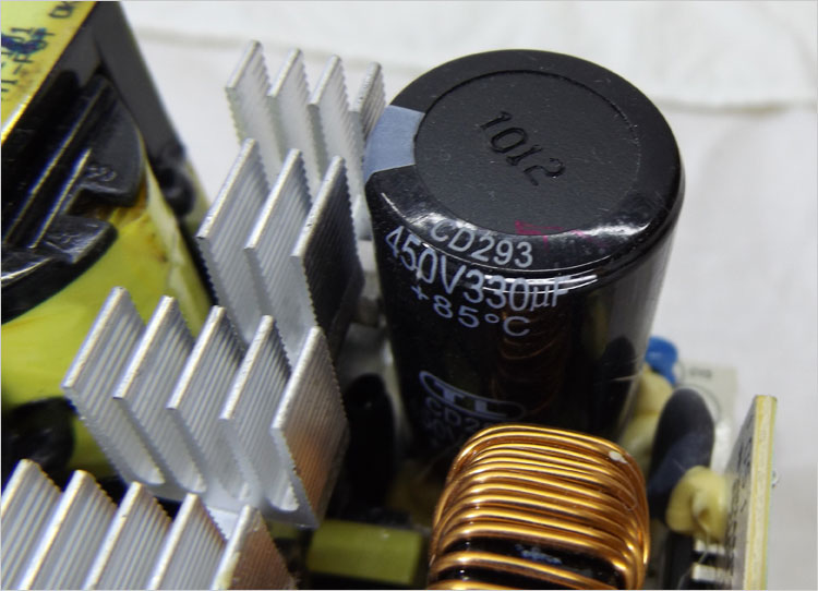 コンデンサ入力型の平滑回路